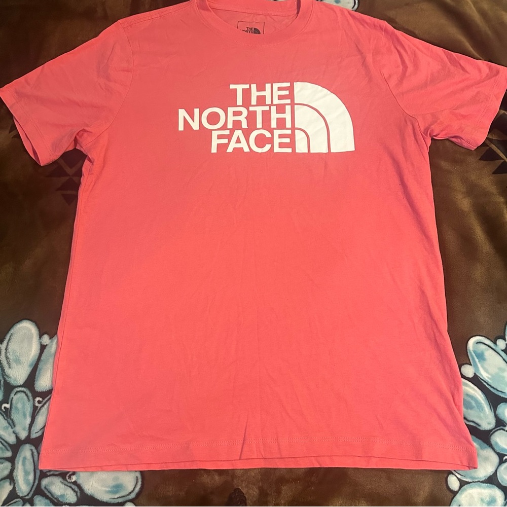 The North Face Women  Medium Coral Pink T Shirt